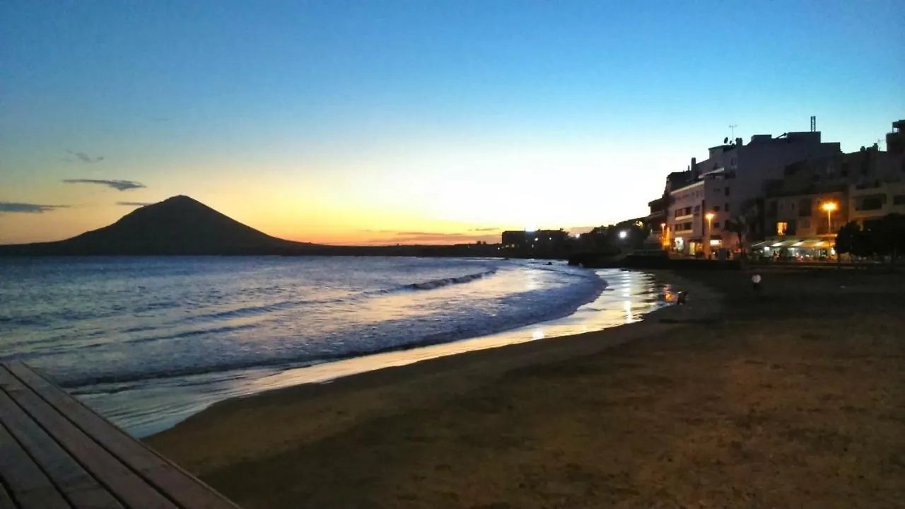 Villa Los Vientos Only 100M To The Surf Beach, Terrace, Balcony, Sea View, Wifi Granadilla De Abona Holiday home