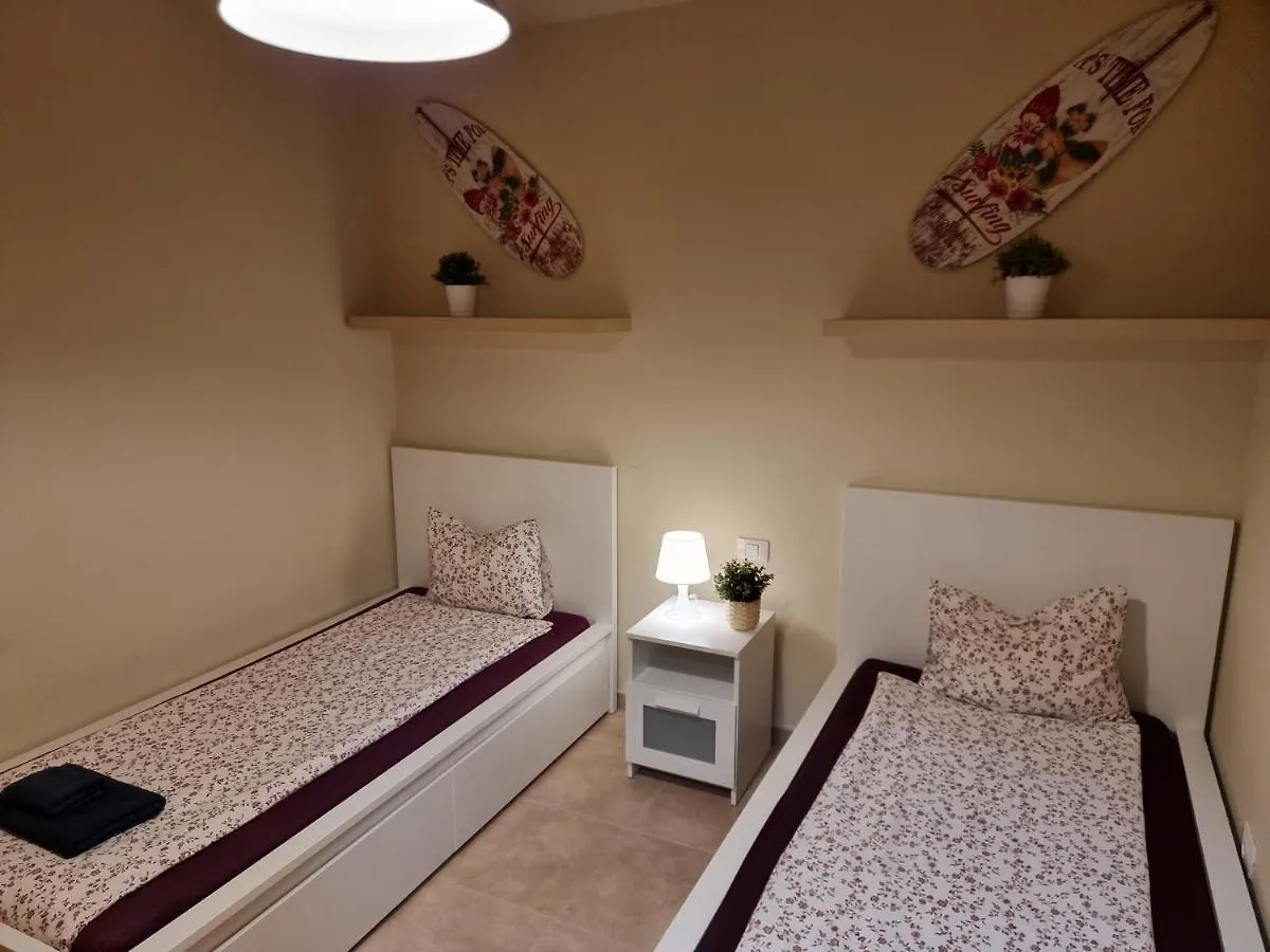 Tatil Evi Villa Los Vientos Only 100M To The Surf Beach, Terrace, Balcony, Sea View, Wifi Granadilla De Abona İspanya