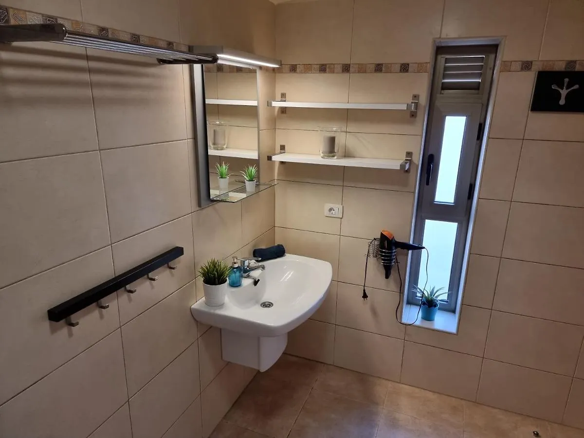 Holiday home Villa Los Vientos Only 100M To The Surf Beach, Terrace, Balcony, Sea View, Wifi Granadilla De Abona Spain